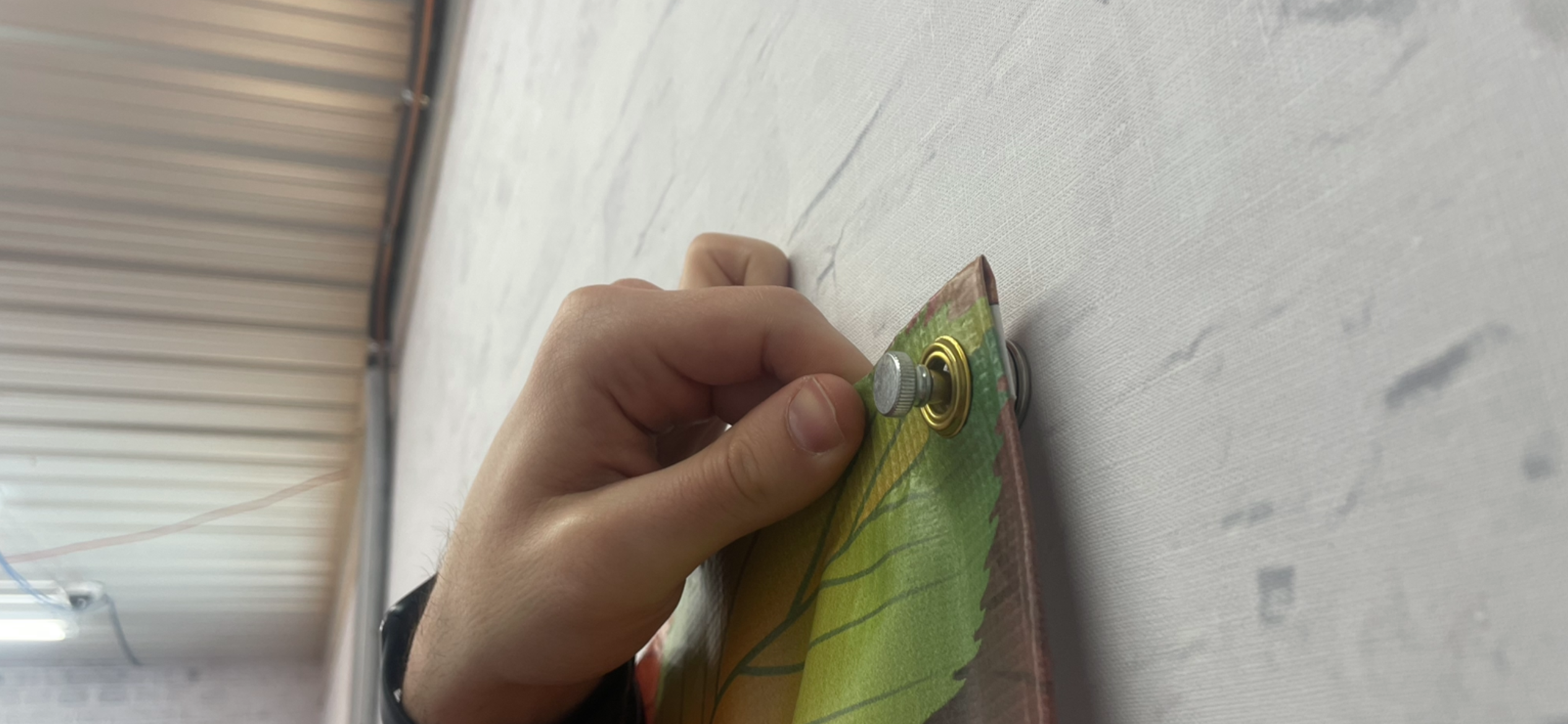 Connecting Magnet To The Wall